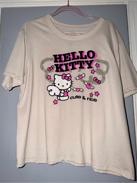 Sanrio Tops - 🎀NWOT Sanrio Hybrid Hello Kitty T shirt size 2X